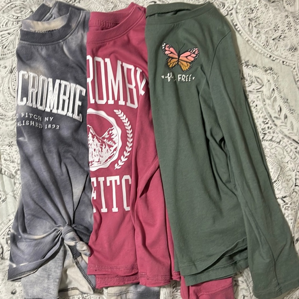 3 long sleeve shirts 5$ each